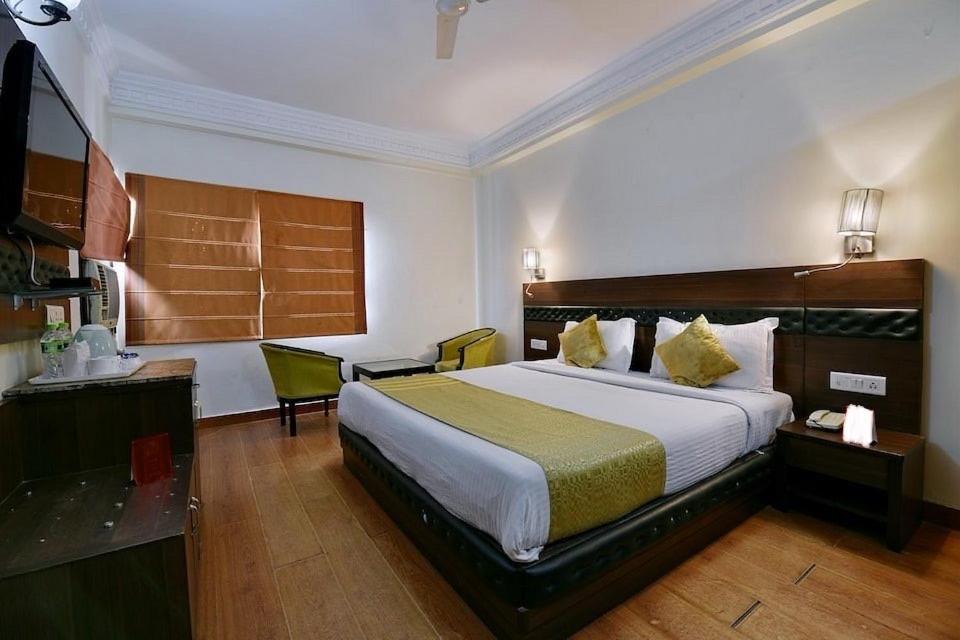 Hotel Empire Regency Jaipur Exteriör bild