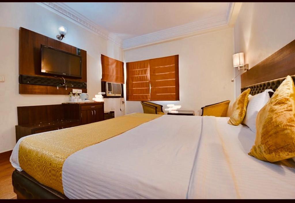 Hotel Empire Regency Jaipur Exteriör bild