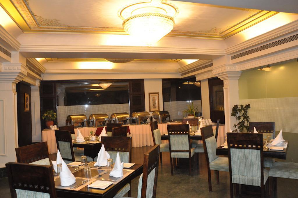 Hotel Empire Regency Jaipur Exteriör bild