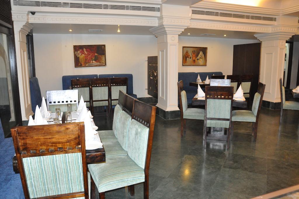 Hotel Empire Regency Jaipur Exteriör bild